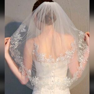 New Bridal Wedding White Lace 2 Tier Bridal Veil